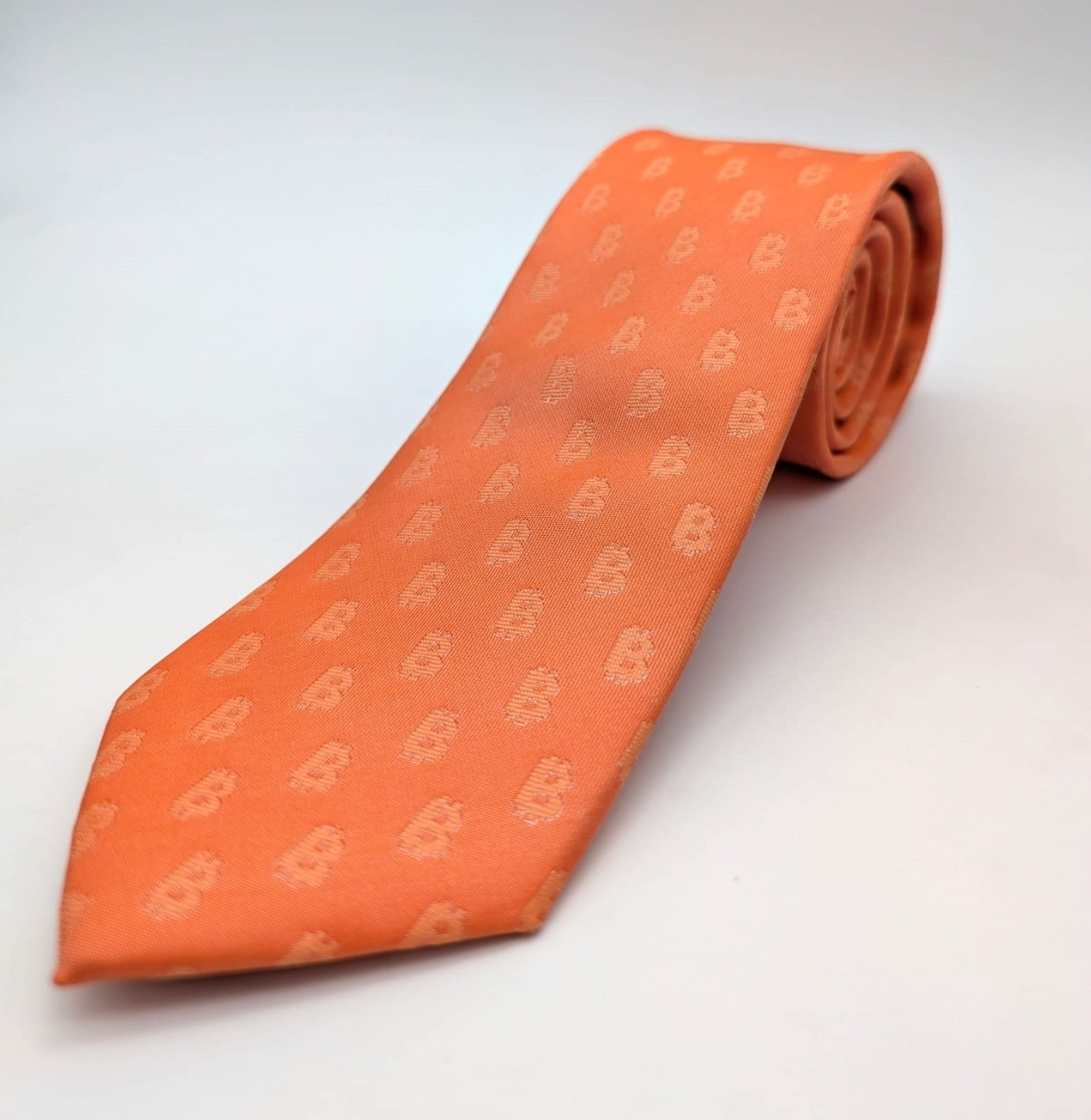 Strategy Bitcoin Tie